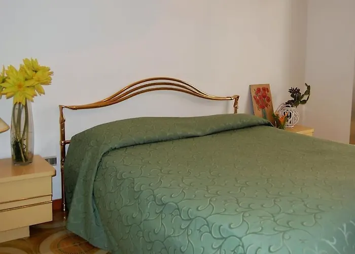 Apartment - Rosmini1 - A Pochi Passi Dal Mare, Climatizzato