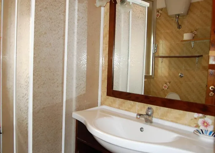 - Rosmini1 - A Pochi Passi Dal Mare, Climatizzato *